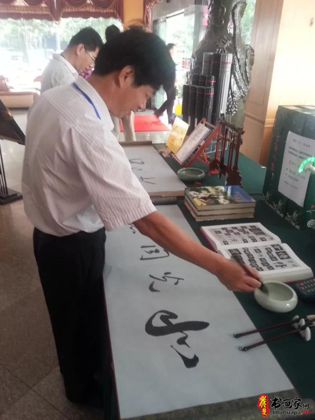 别让一手丑字拉低了你的气质，现在练习书法还不晚！-11.jpg