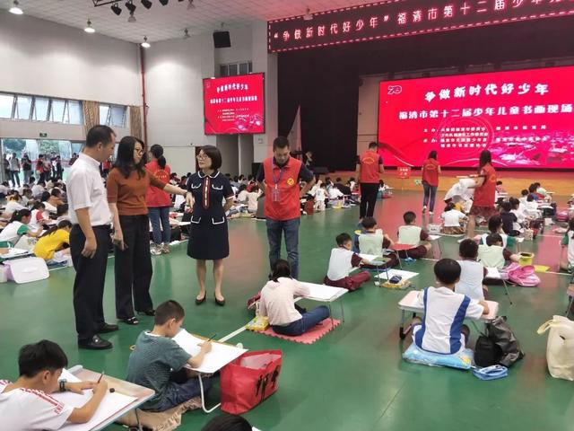 震撼！福清千人书画大赛上演......-21.jpg