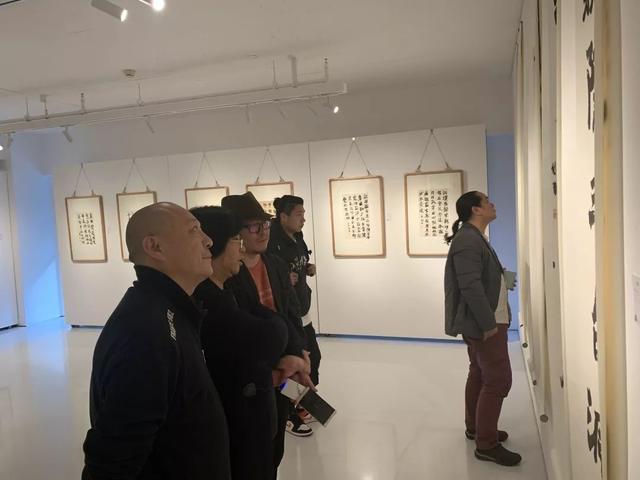 现场报道｜梦见老齐·齐剑南书画艺术周年纪念展于朗禾空间开幕-50.jpg