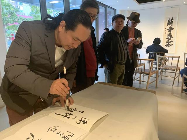 现场报道｜梦见老齐·齐剑南书画艺术周年纪念展于朗禾空间开幕-43.jpg