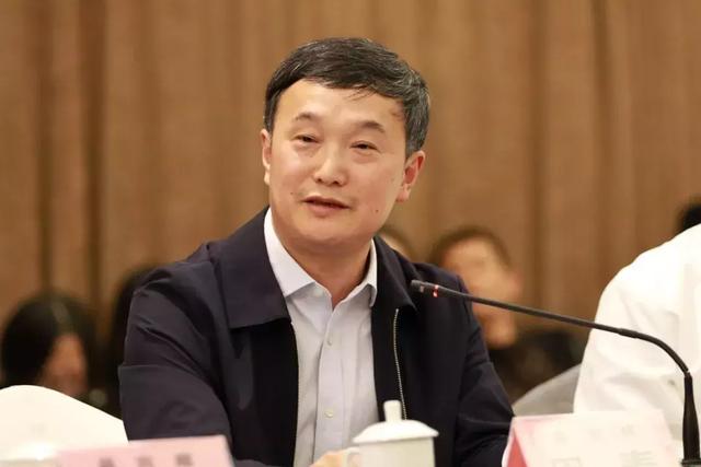 大道无垠陈仕彬书画研讨会专题（三）——众家评说《出夔门》-11.jpg