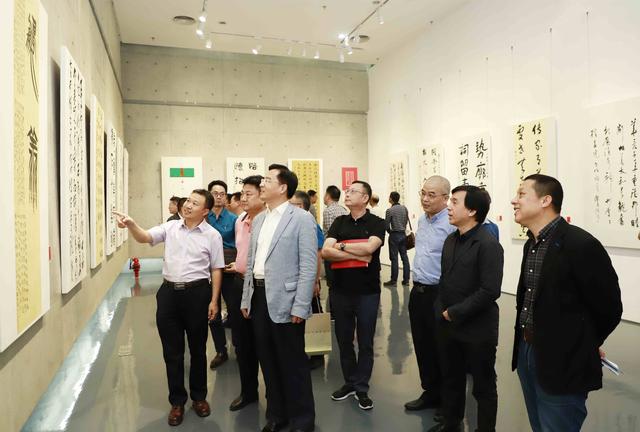 创意与传承——庆祝新中国成立70周年深圳书法作品展隆重开幕-6.jpg