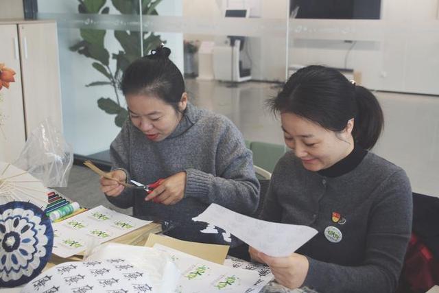 “琴棋书画”清廉集市，这个幼儿园的老师们有创意-5.jpg