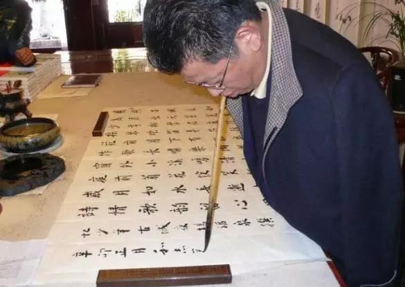 看了这些无手的“十大残疾人书法”，你还有什么理由写不好字？-21.jpg