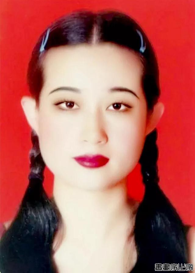 当代国画家徐鹤版《李好，李焕英》照片插画集锦-4.jpg