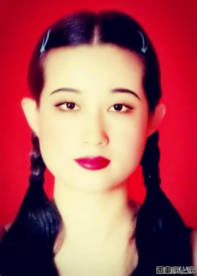 当代国画家徐鹤版《李好，李焕英》照片插画集锦-7.jpg