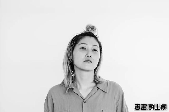 35岁日本女插画设计师“过劳死”，她的作品太好看了！曾获日本平面设计最高奖新人奖！作品才华横溢充满力量！网友：健康要在第一位-7.jpg