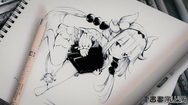 插画欣赏｜分明的黑白线条加上简单的颜色，这个手绘简直绝了-20.jpg