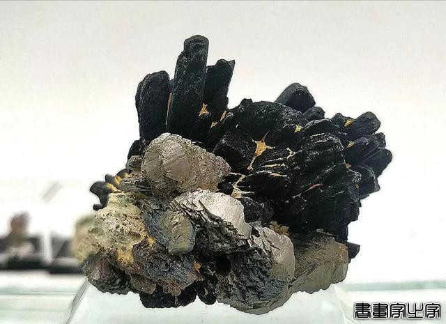 插画师眼中的神奇矿物-30.jpg