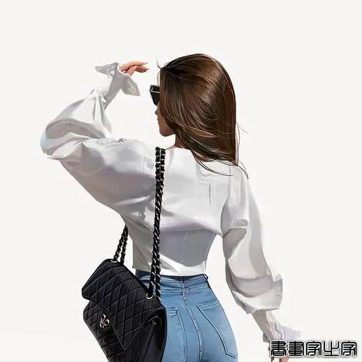 他把前任画成插画，淑女妖精全都有，网友说：牛逼的艺术家-10.jpg