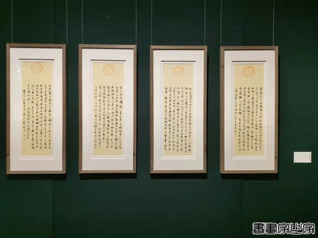 阳光来了！“最美轮椅姐姐”刘晓清书画展在济展出，感受黑白魅力-11.jpg