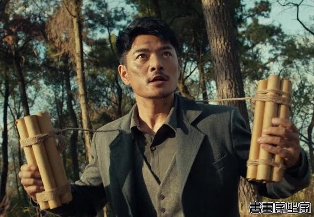 《大蛇王》上映，远古大蛇硬核回归嗜血复仇，人蛇大战一触即发-5.jpg
