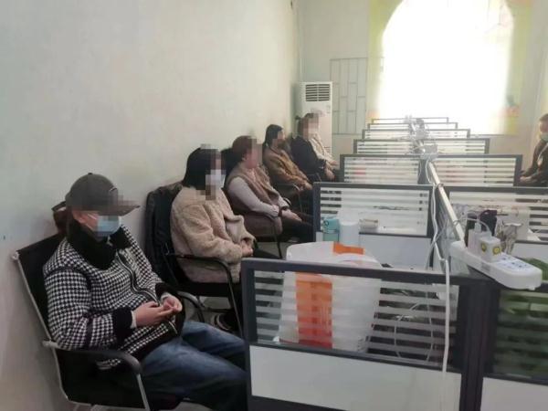 三处“引流”诈骗窝点被捣毁，50余人落网！-5.jpg