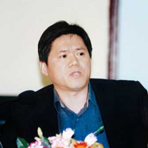 何劲松