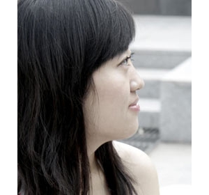 傅莹莹