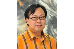 王建华